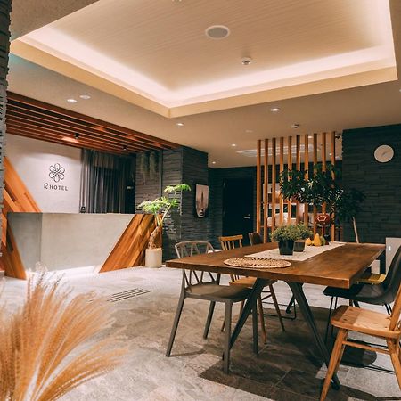 R Hotel Honmachi 大阪市 エクステリア 写真
