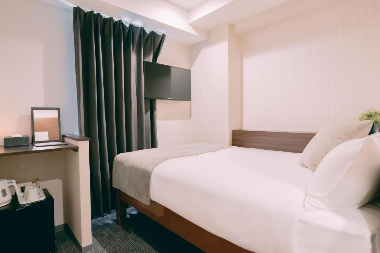 R Hotel Honmachi 大阪市 エクステリア 写真